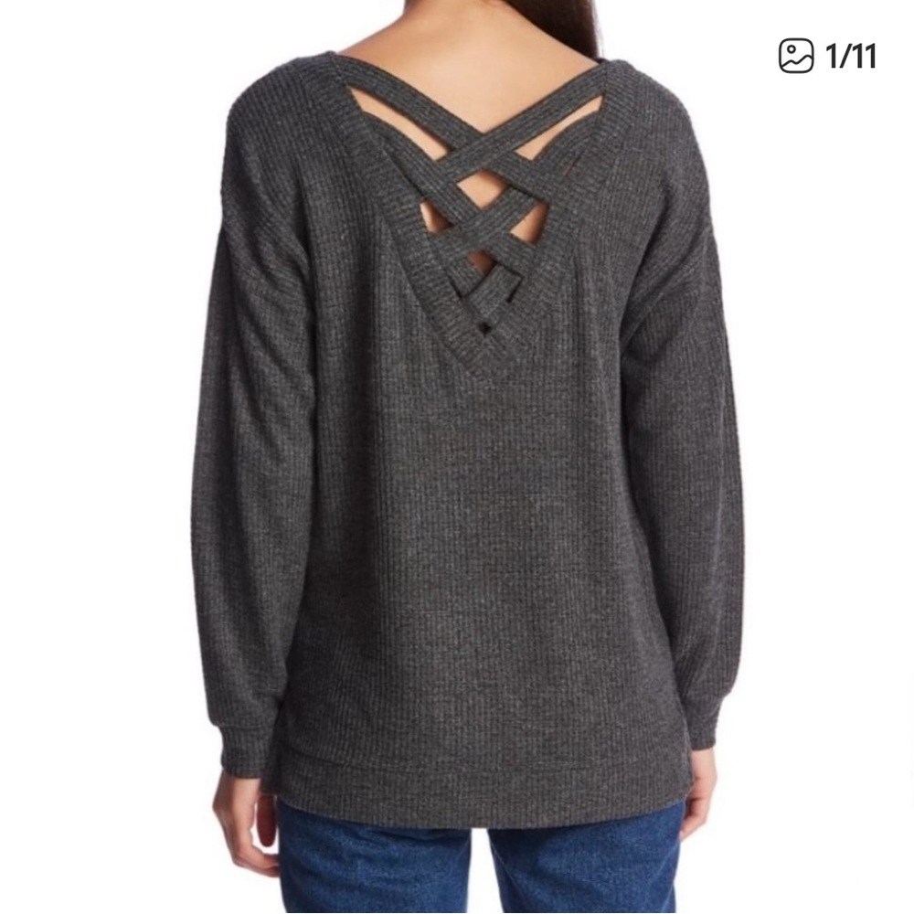 1.State Lattice V-Back Waffle Weave Black Sweater - Medium